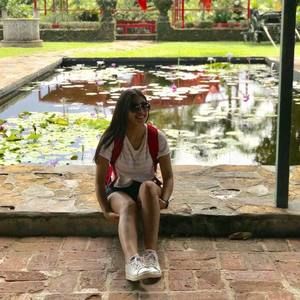 Meet your Posher, Arianis